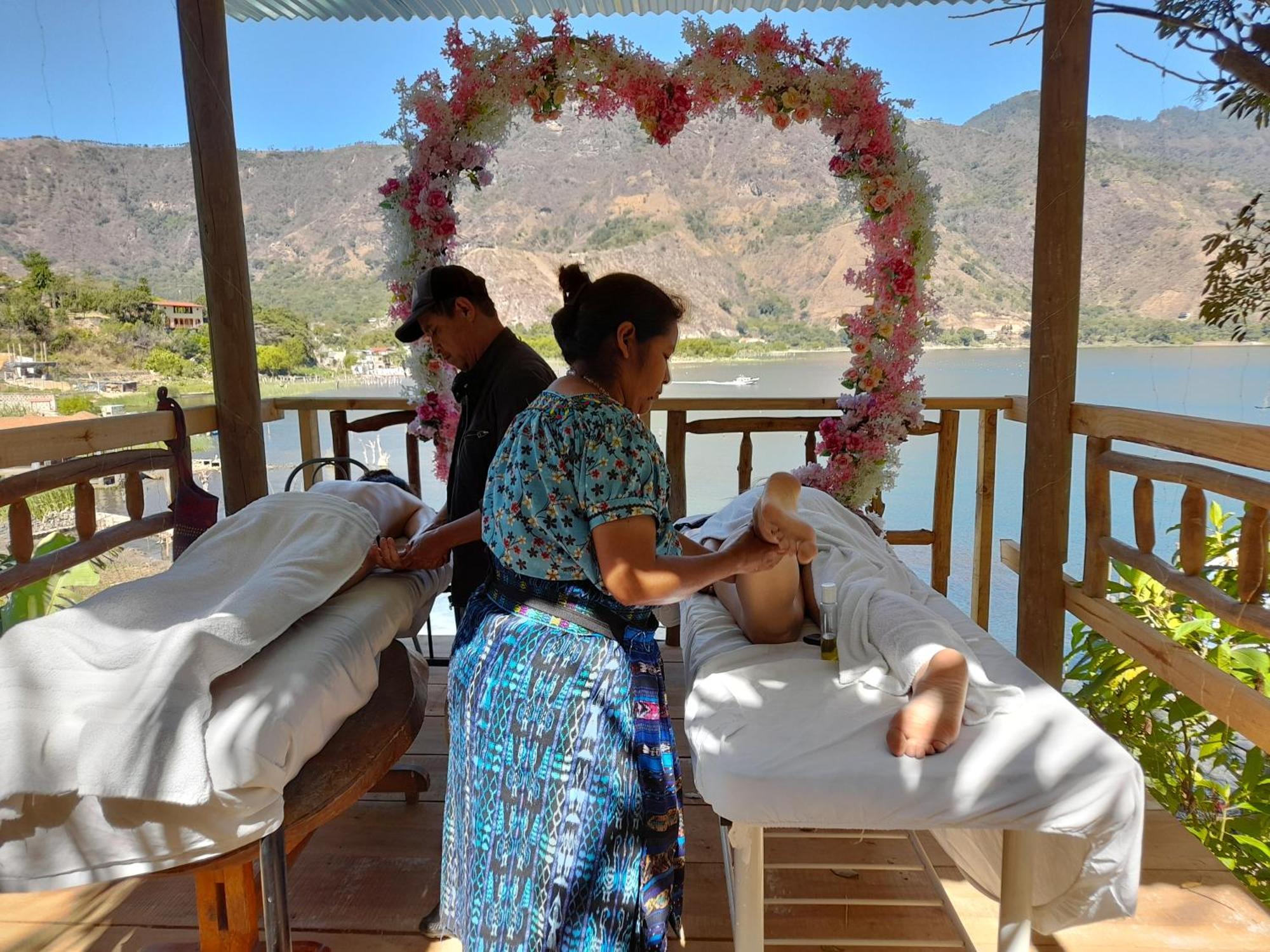 Eco Hotel Uxlabil Atitlan San Juan La Laguna Esterno foto