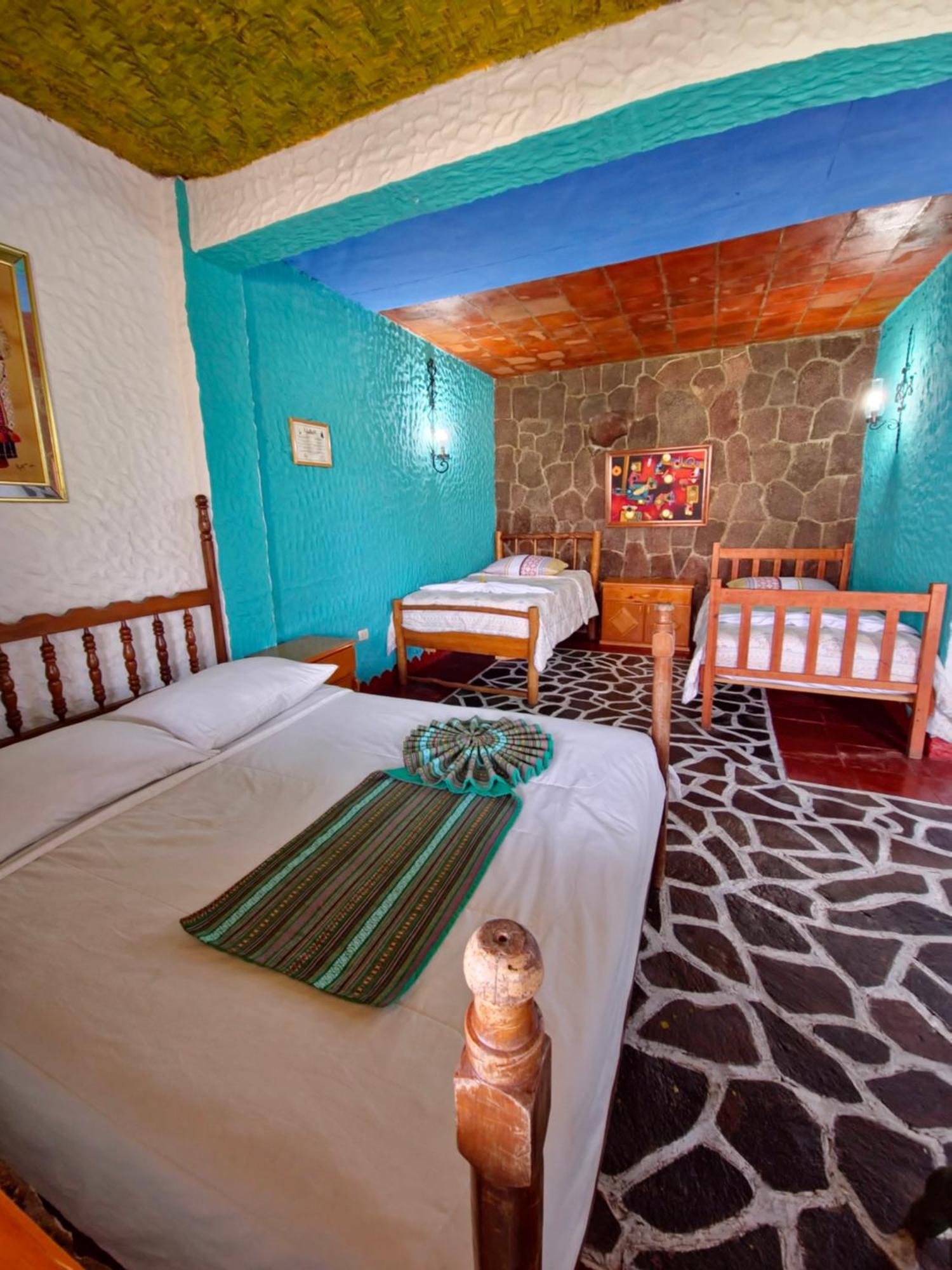 Eco Hotel Uxlabil Atitlan San Juan La Laguna Esterno foto