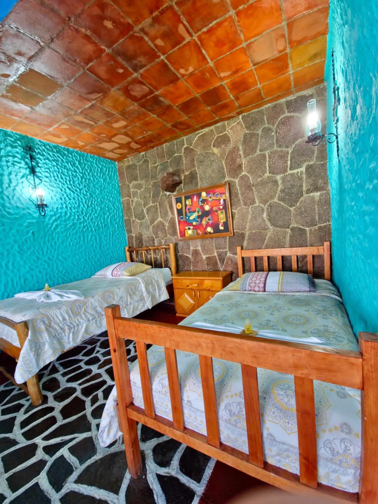 Eco Hotel Uxlabil Atitlan San Juan La Laguna Esterno foto