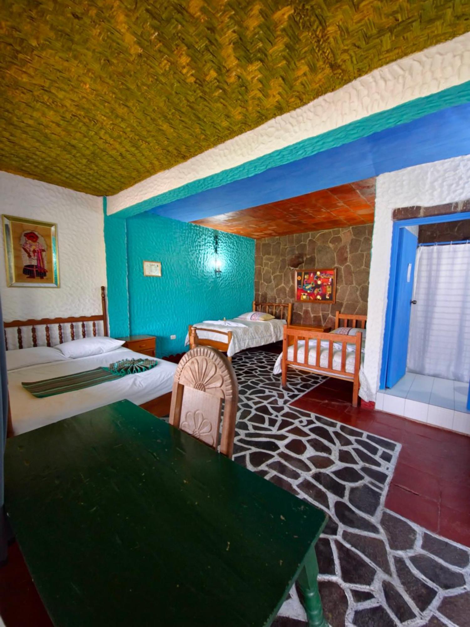Eco Hotel Uxlabil Atitlan San Juan La Laguna Esterno foto